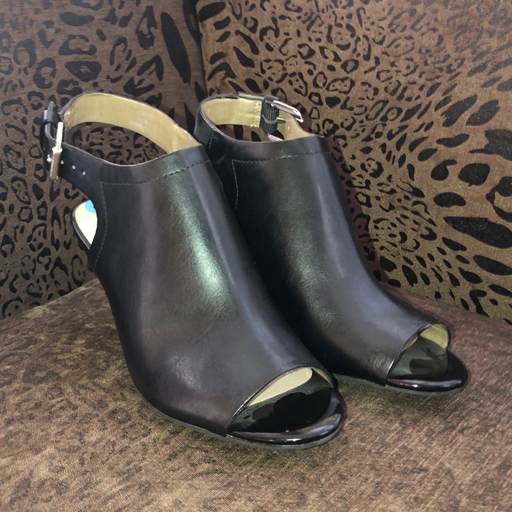 Bandilino Wedges